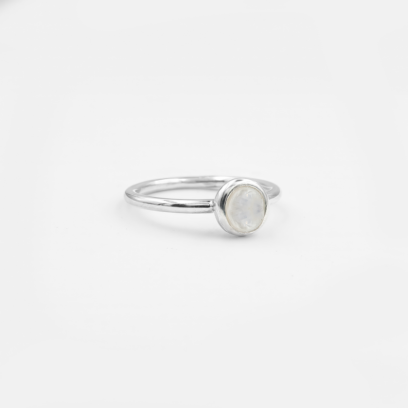 Silver ring with moonstone