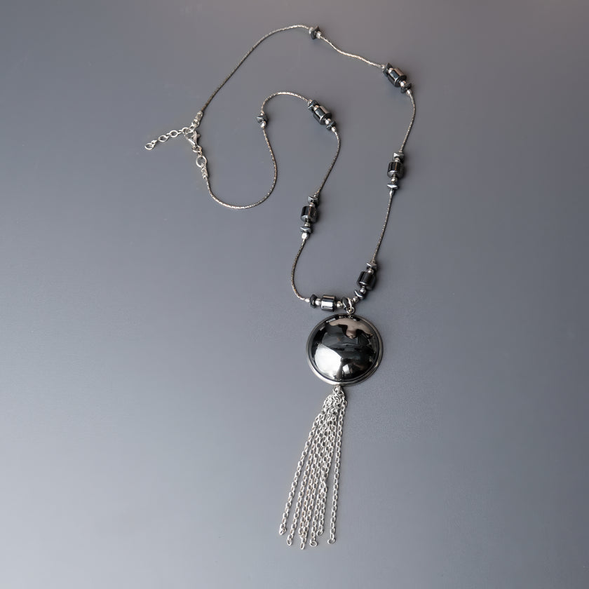 Necklace combined with hematite pendant