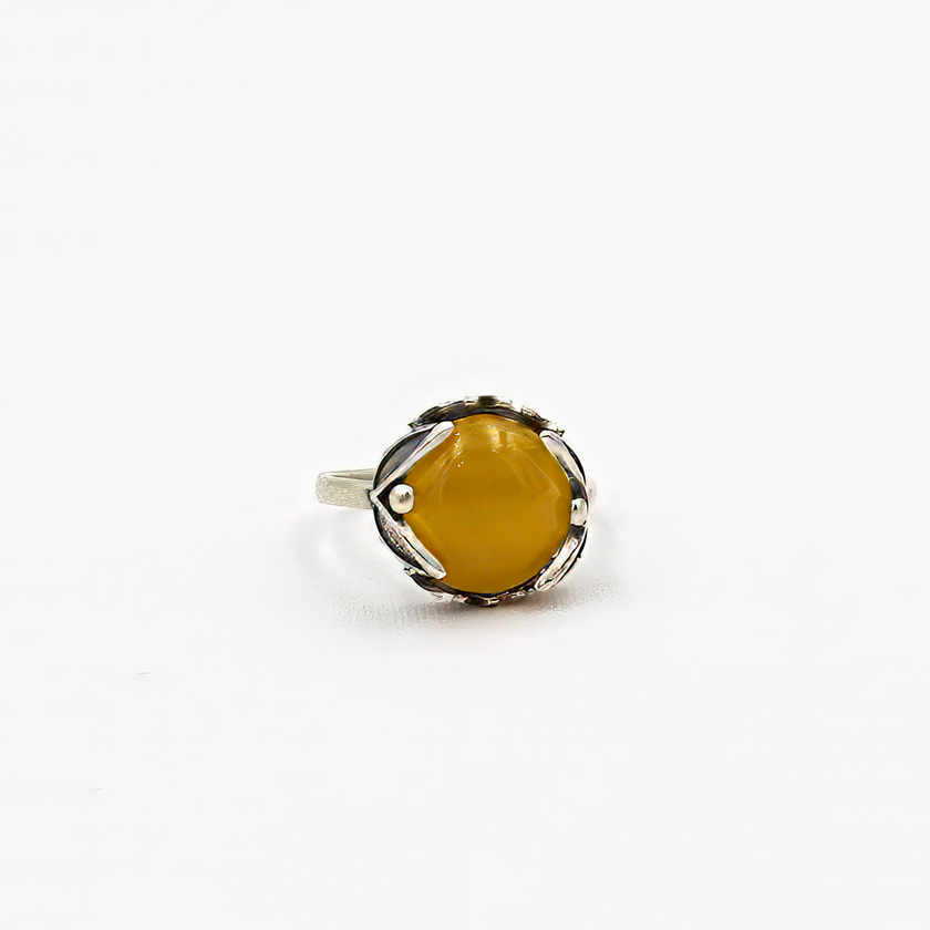 Silver ring with yellow agate stone