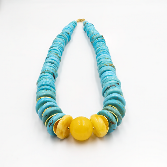 Bracelet with amber