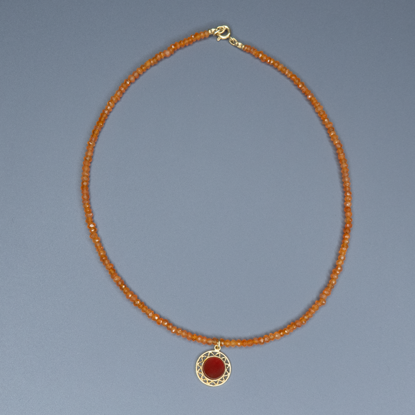 Carnelian necklace with pendant