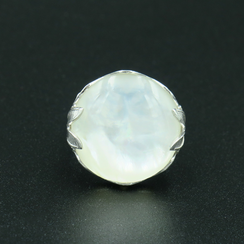 טבעת כסף עם אם פנינה לבנה טבעי