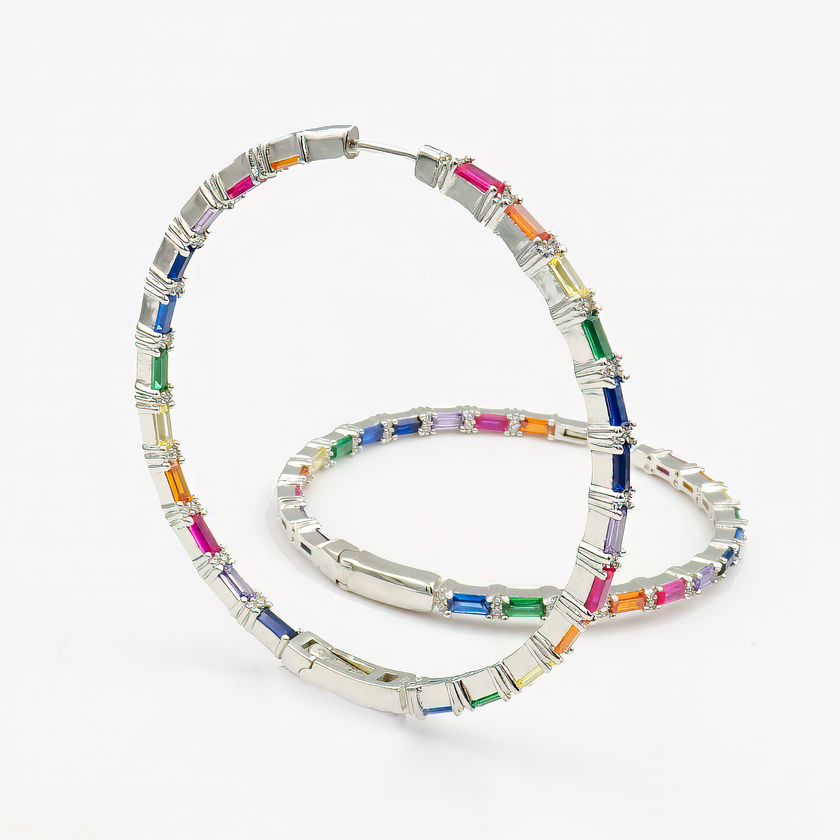 עגילים עגולים בעיצוב שמח, שובב ונשי – משובצים בזירקוניות בגוונים משתנים שמזכירים קשת עדינה: ורוד סגלגל, תכלת רך, כתום שקוף וטורקיז פסטלי. מתאימים לנשים שאוהבות להביע את האישיות שלהן דרך הצבע. הבחירה המושלמת למראה קליל עם הרבה נוכחות.
#עגילי_בוהו_שיק #עגילי_חישוק_צבעוניים #תכשיטים_שמחים #סטייל_צעיר #תכשיטים_מעוררי_השראה #אקססוריז_צבעוני
