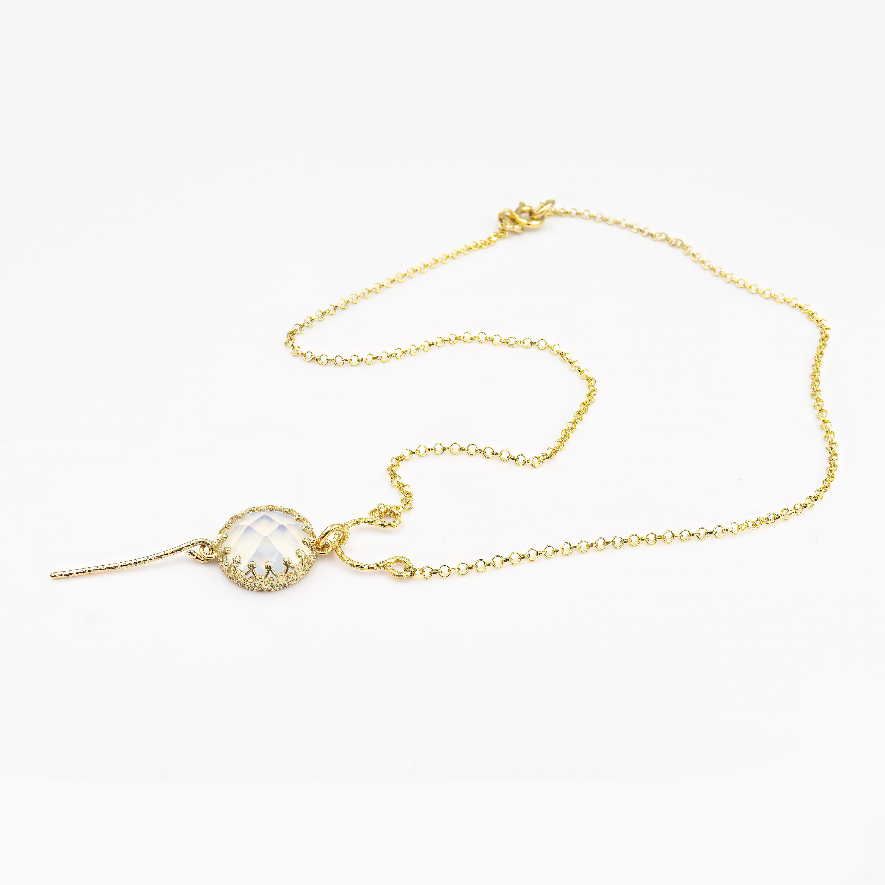 שרשרת כסף ואופלייט לבן