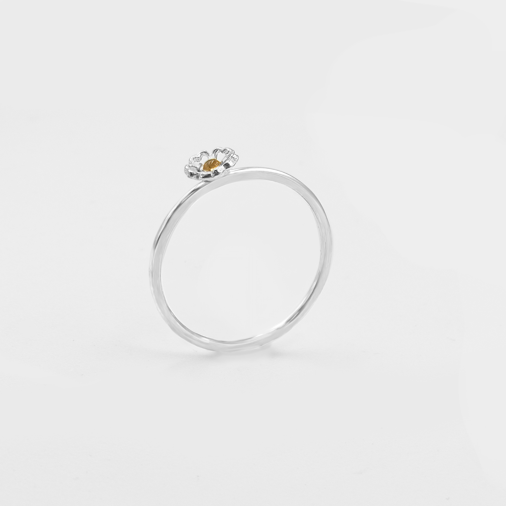 טבעת זהב 14  קרט עם סיטרין