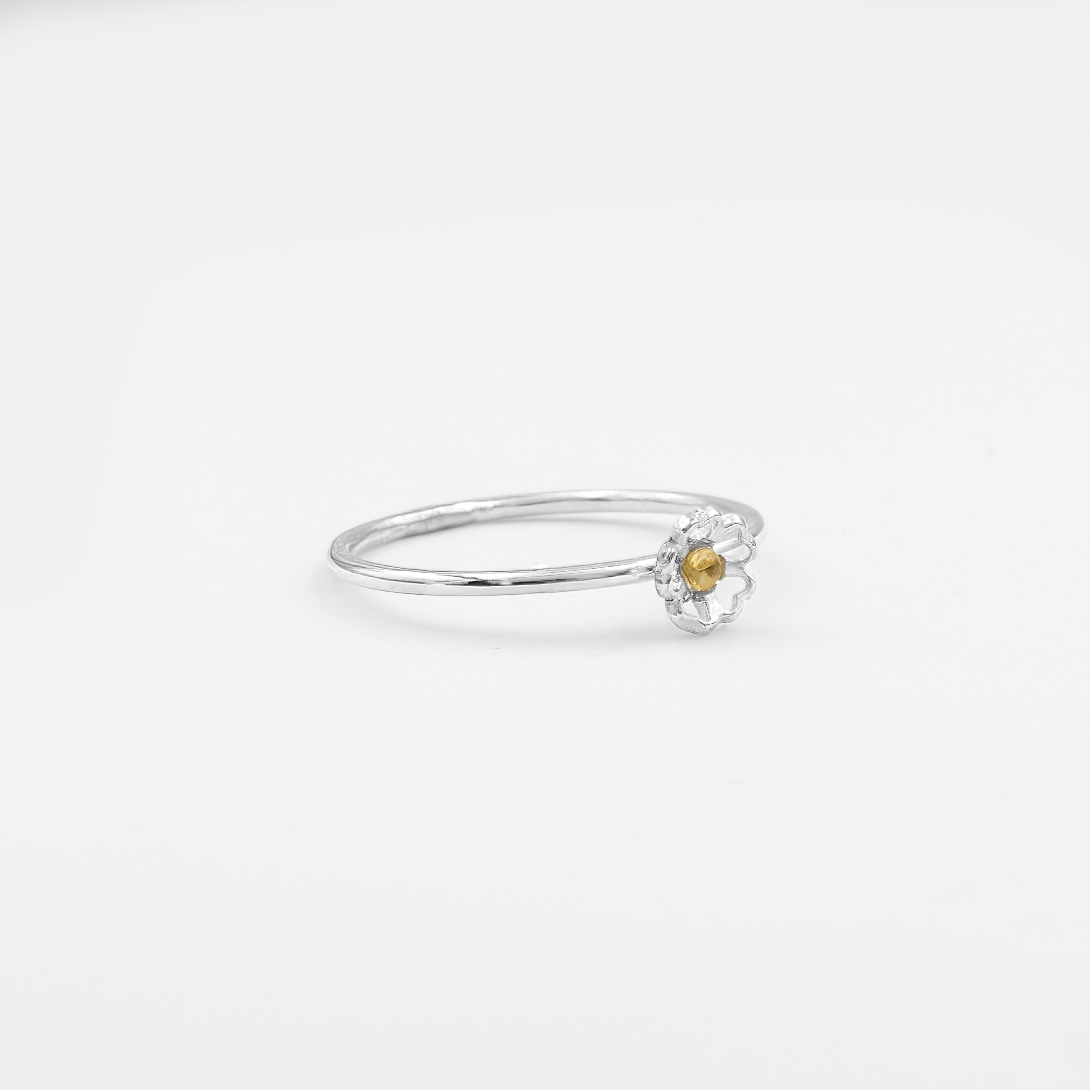 טבעת זהב 14  קרט עם סיטרין