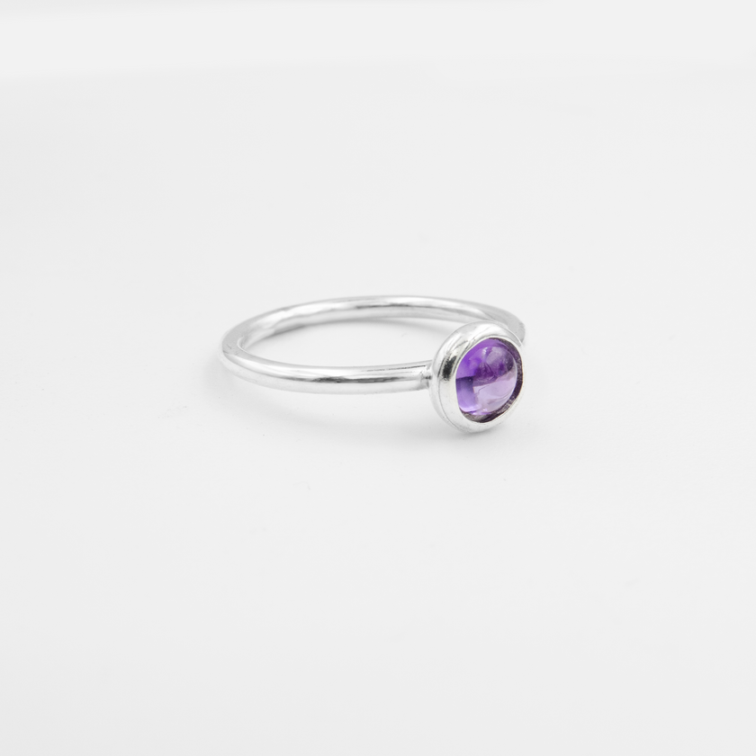 טבעת זהב 14 קרט עם אמטיסט