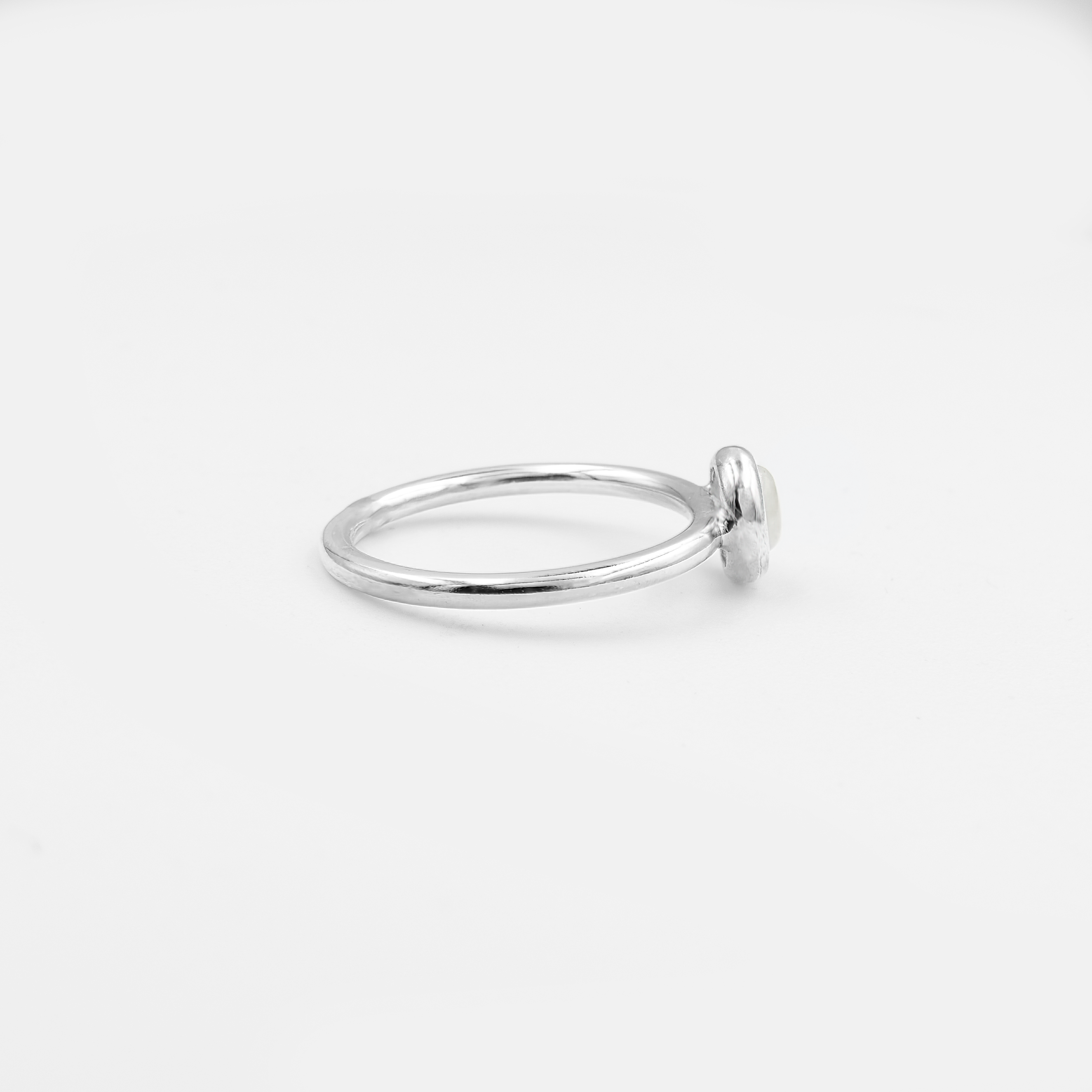 טבעת זהב 14 קרט עם מונסטון