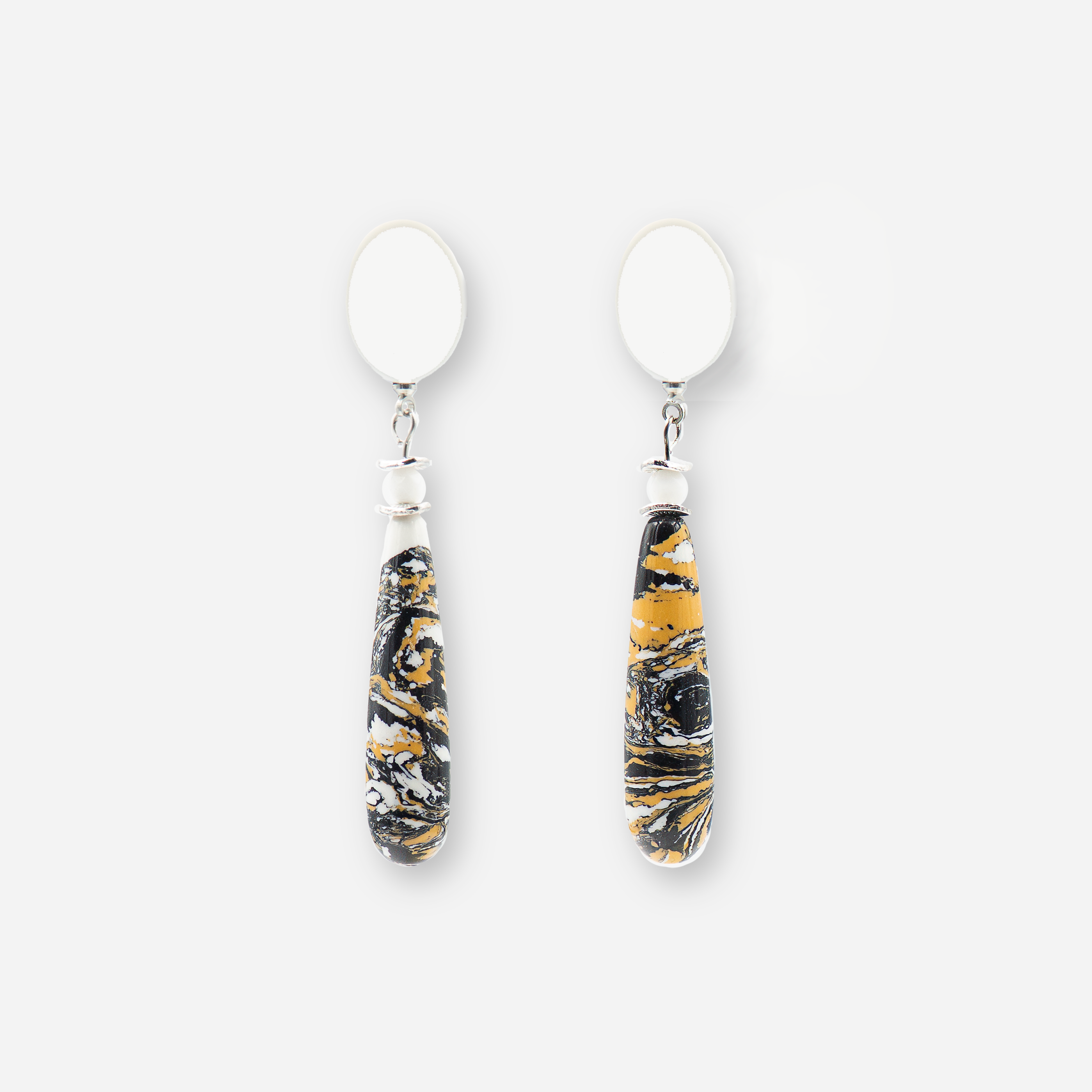 עגילים ארוכים עם אבן צבעונית