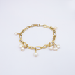 Bracelet with white pearl