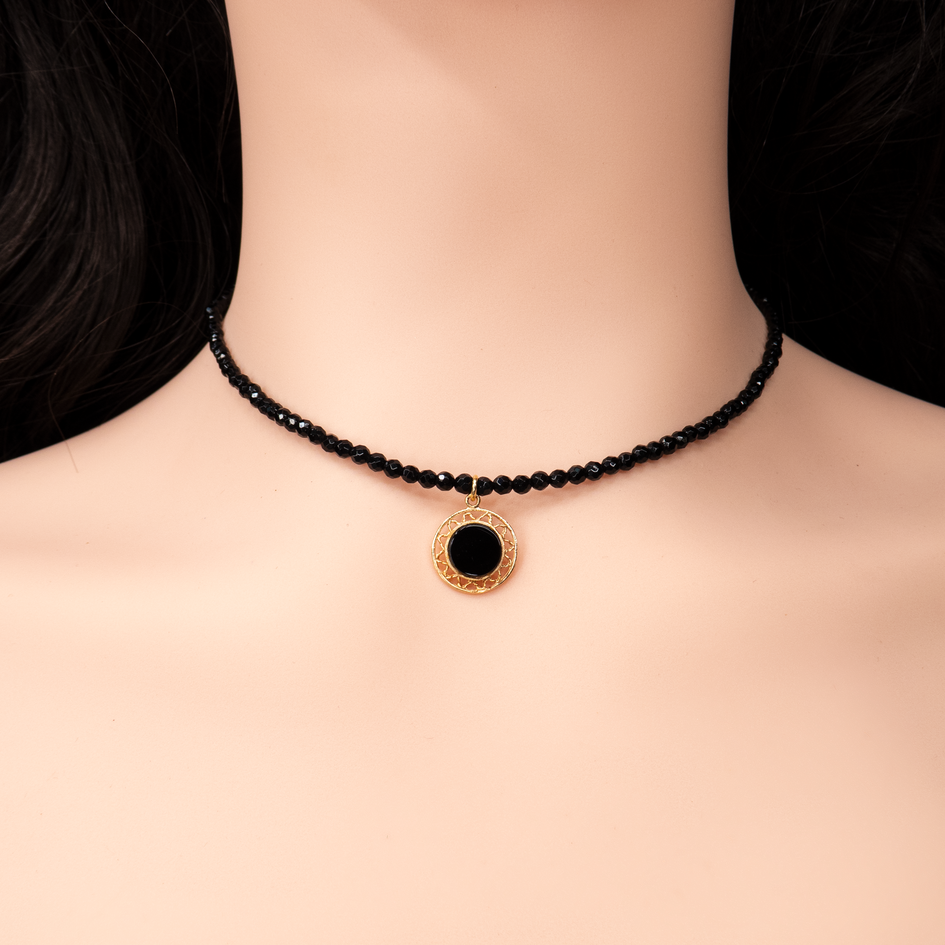 שרשרת עם תליון אניקס