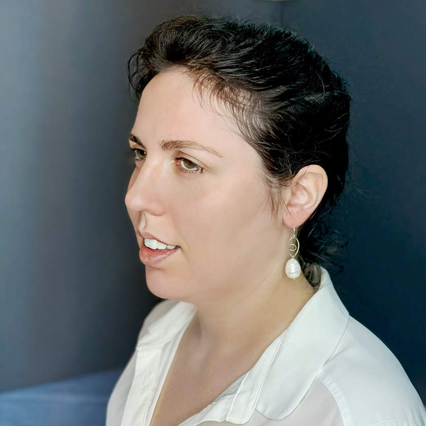 Silver earrings with a pearl in the shape of a drop