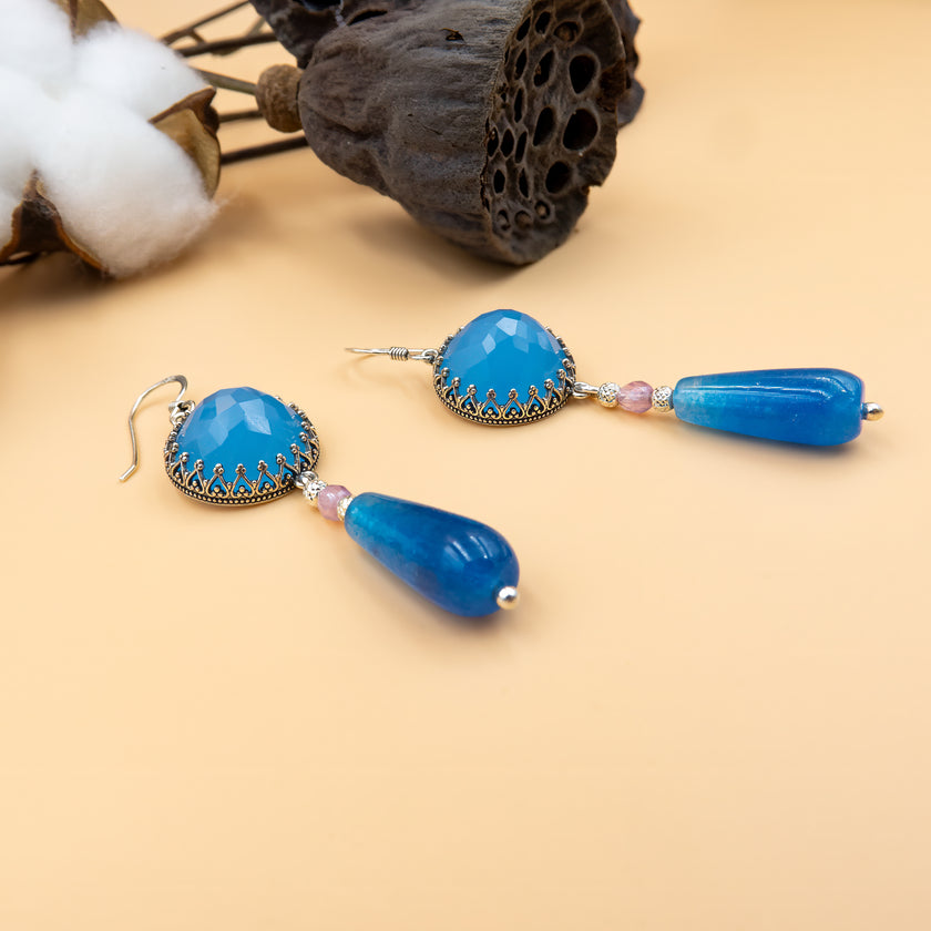 עגילים תלוים מכסף עם אופליט ואגת כחולים