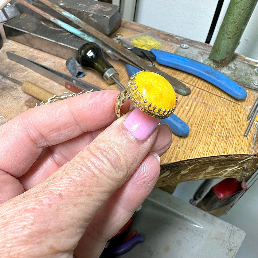 טבעת כסף עם אגת צהוב