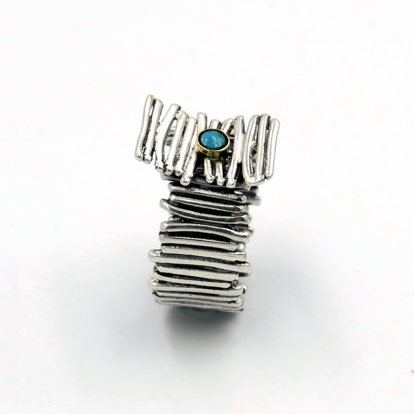 טבעת כסף עם אבן טורקיז