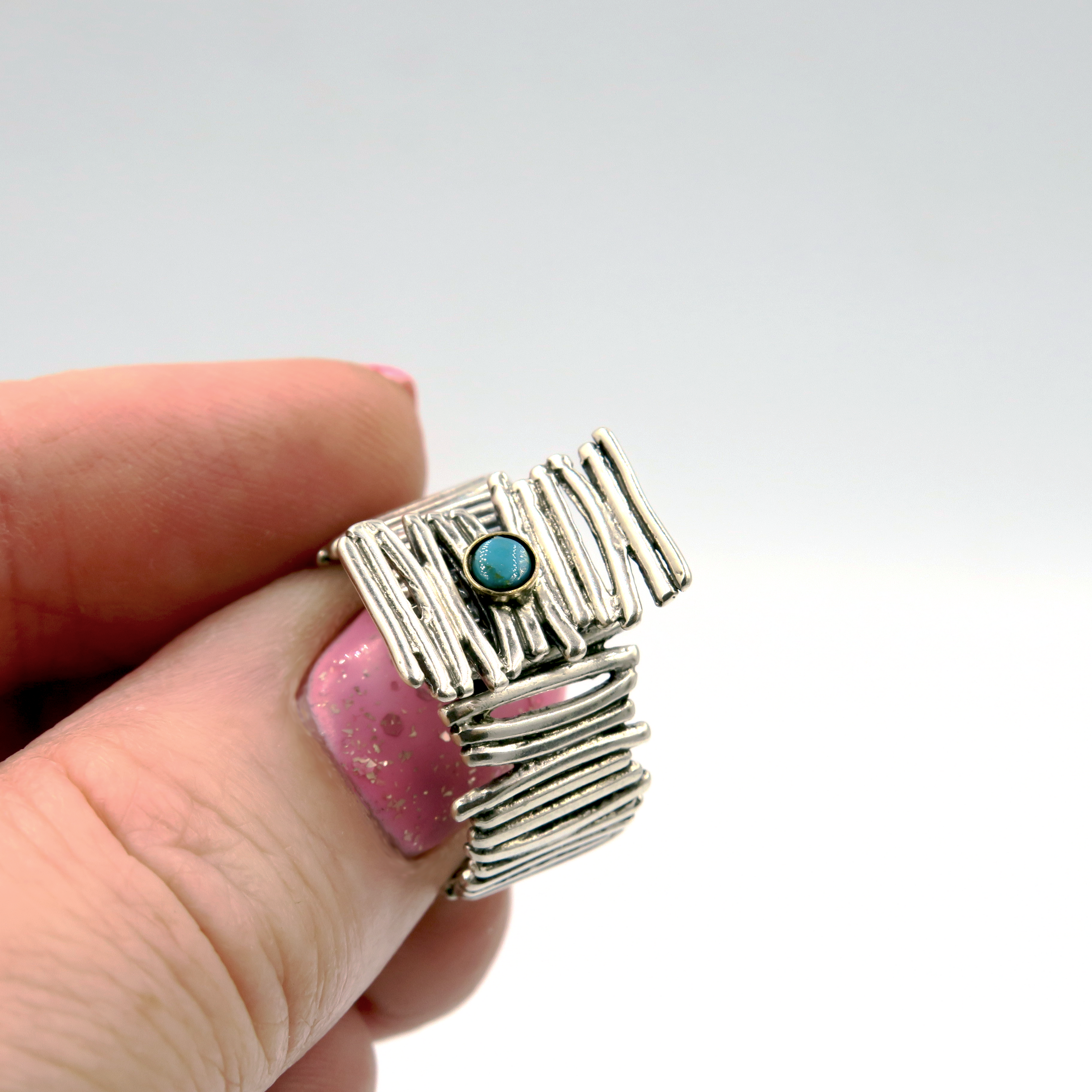 טבעת כסף עם אבן טורקיז