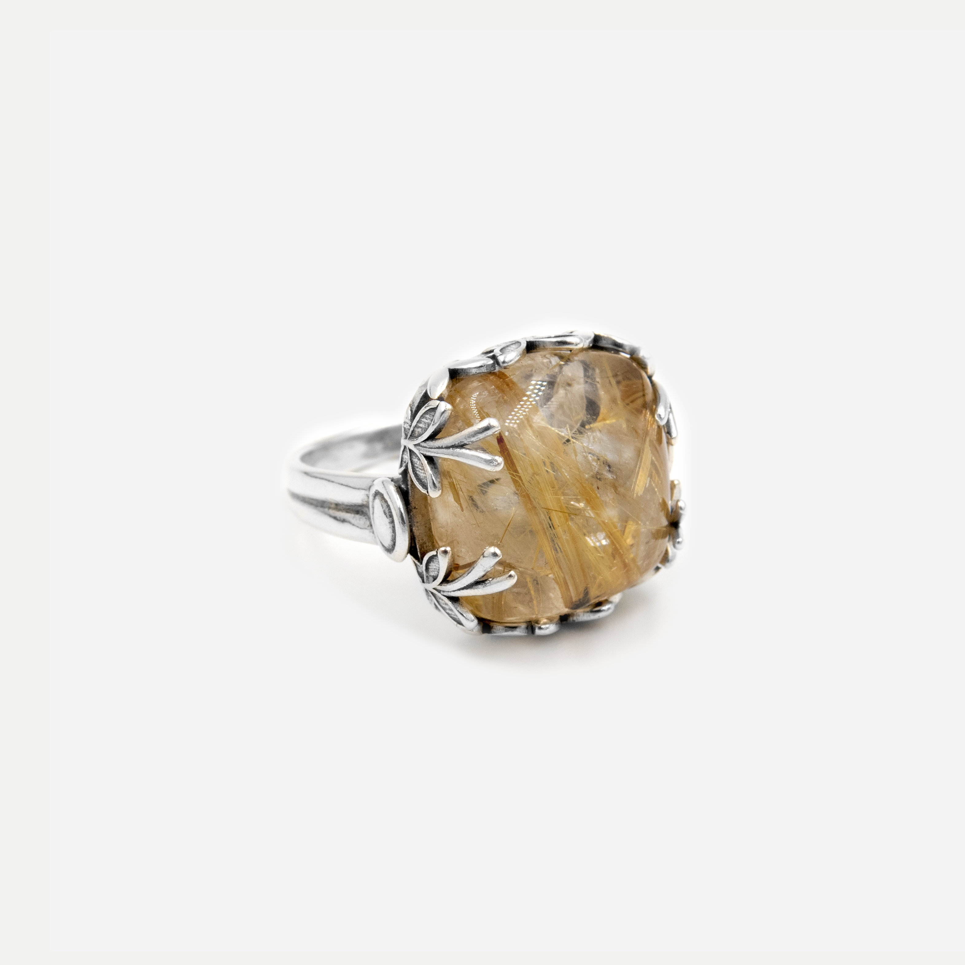 טבעת כסף ואבן שעירות ונוס(רוטיל קוורץ)