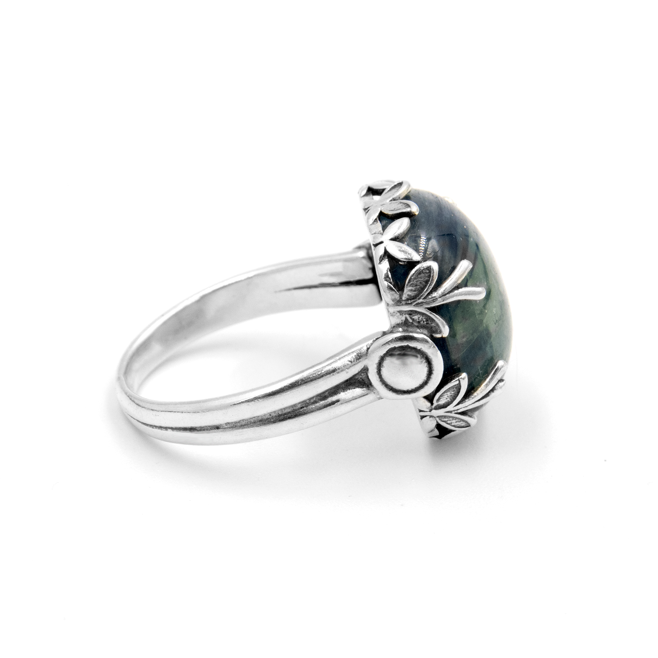 טבעת כסף עם קיאנייט