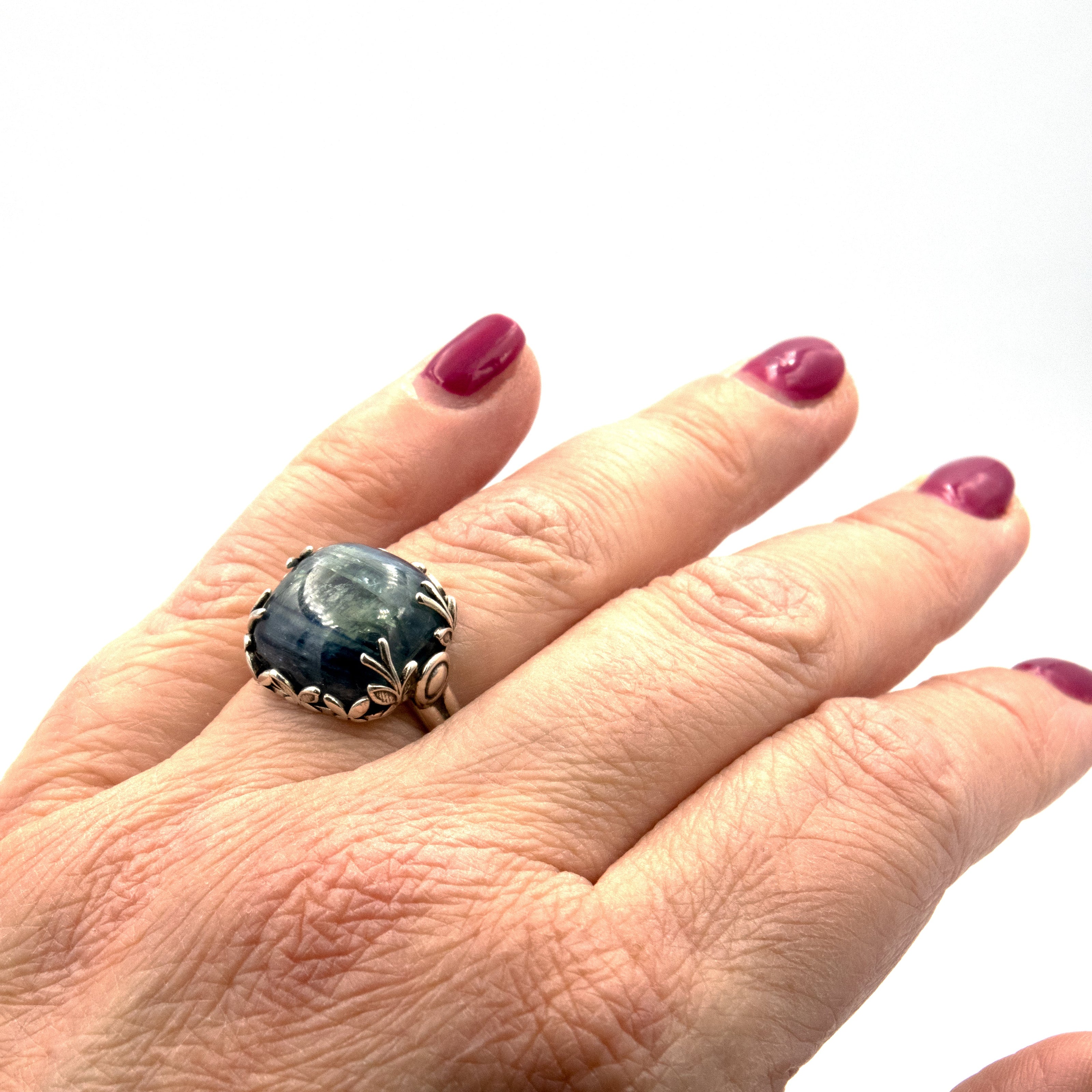 טבעת כסף עם קיאנייט