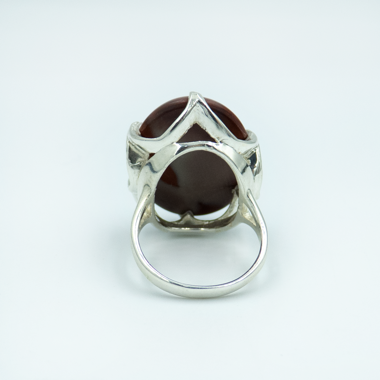 טבעת כסף משולבת עם אבן מוקייט