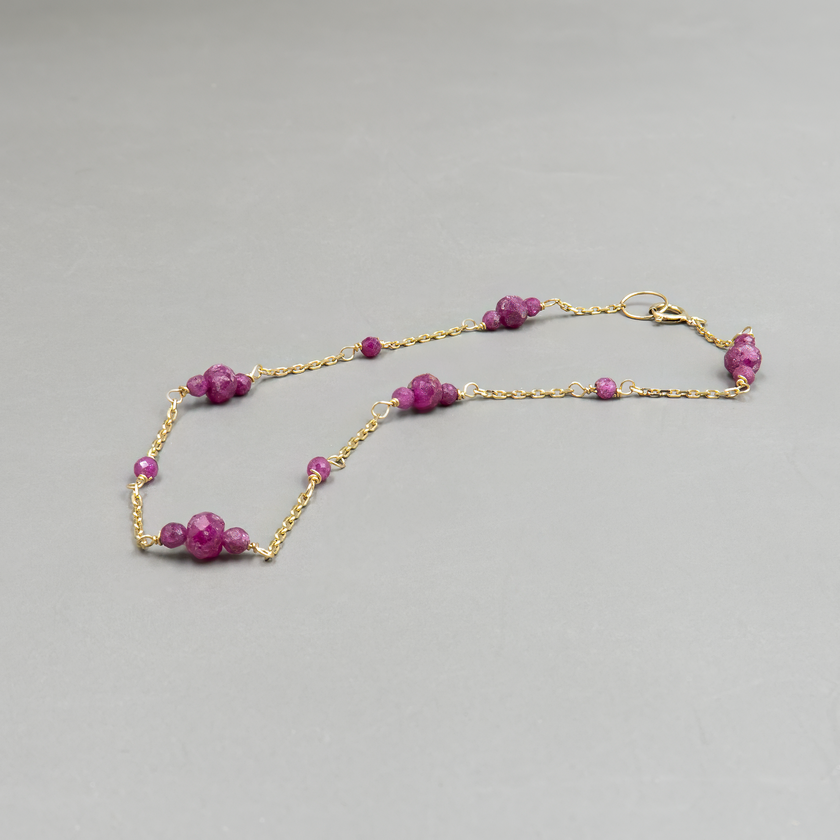 14K gold necklace with rubies