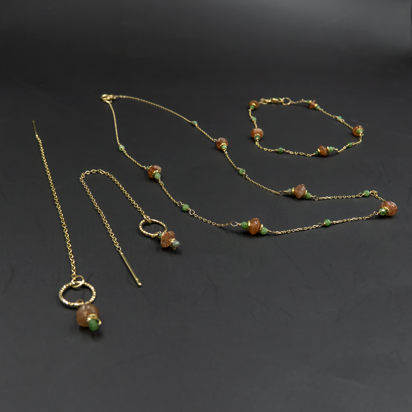 שרשרת זהב 14 קראט עם סנסטון ורובי זוייסייט