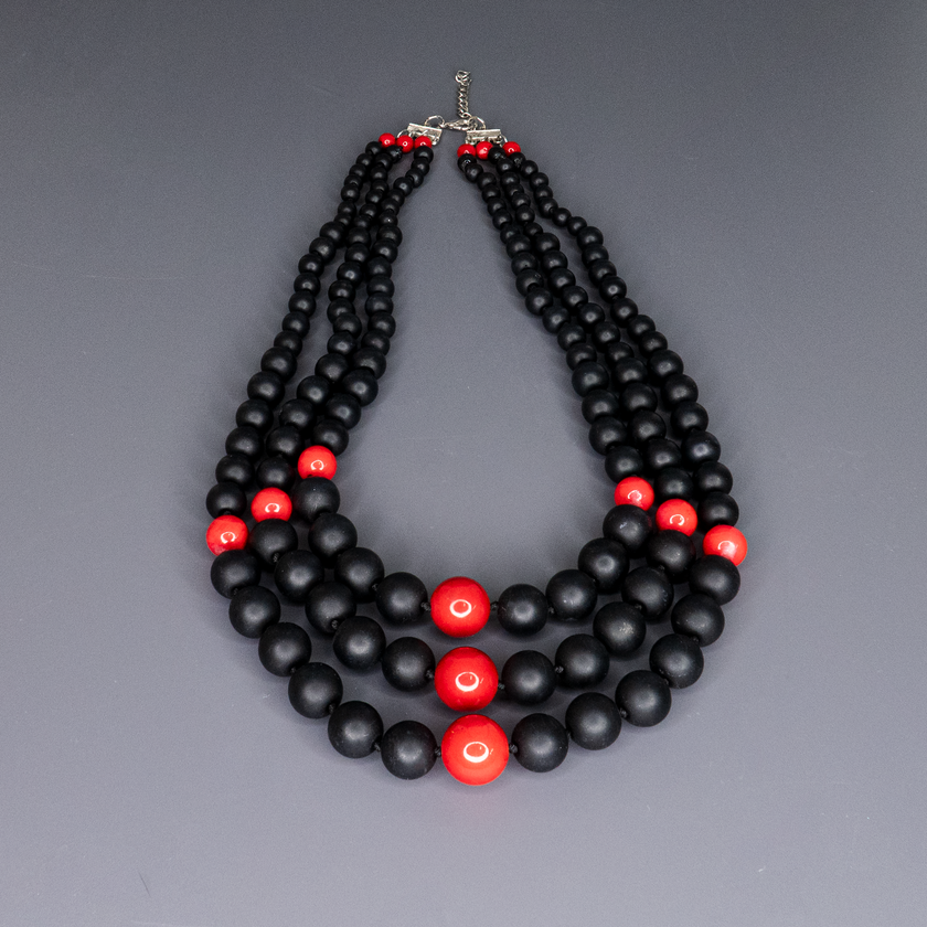 שרשרת אגט שחור ואלמוג