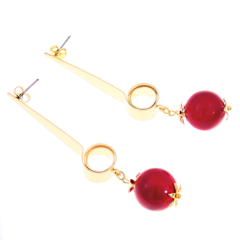 Fashionable coral earrings