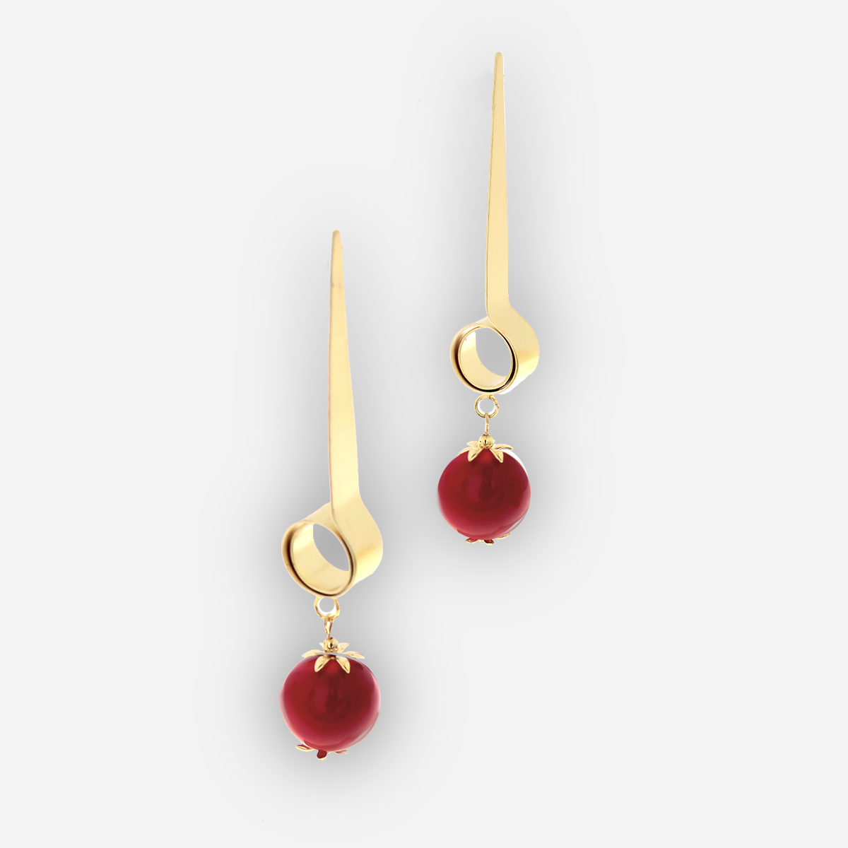 Fashionable coral earrings