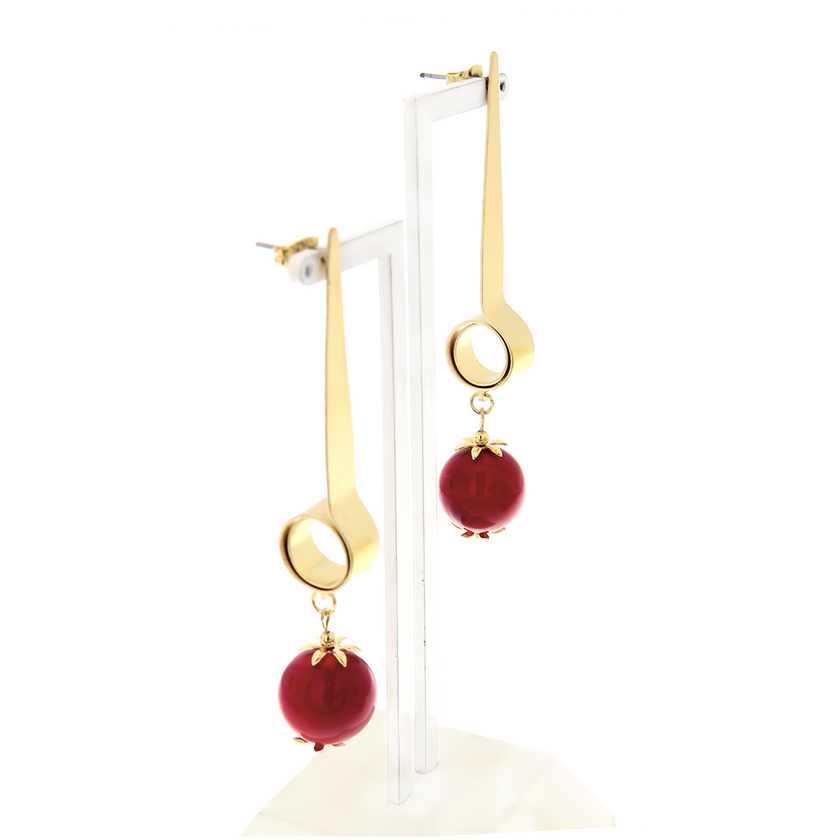 Fashionable coral earrings