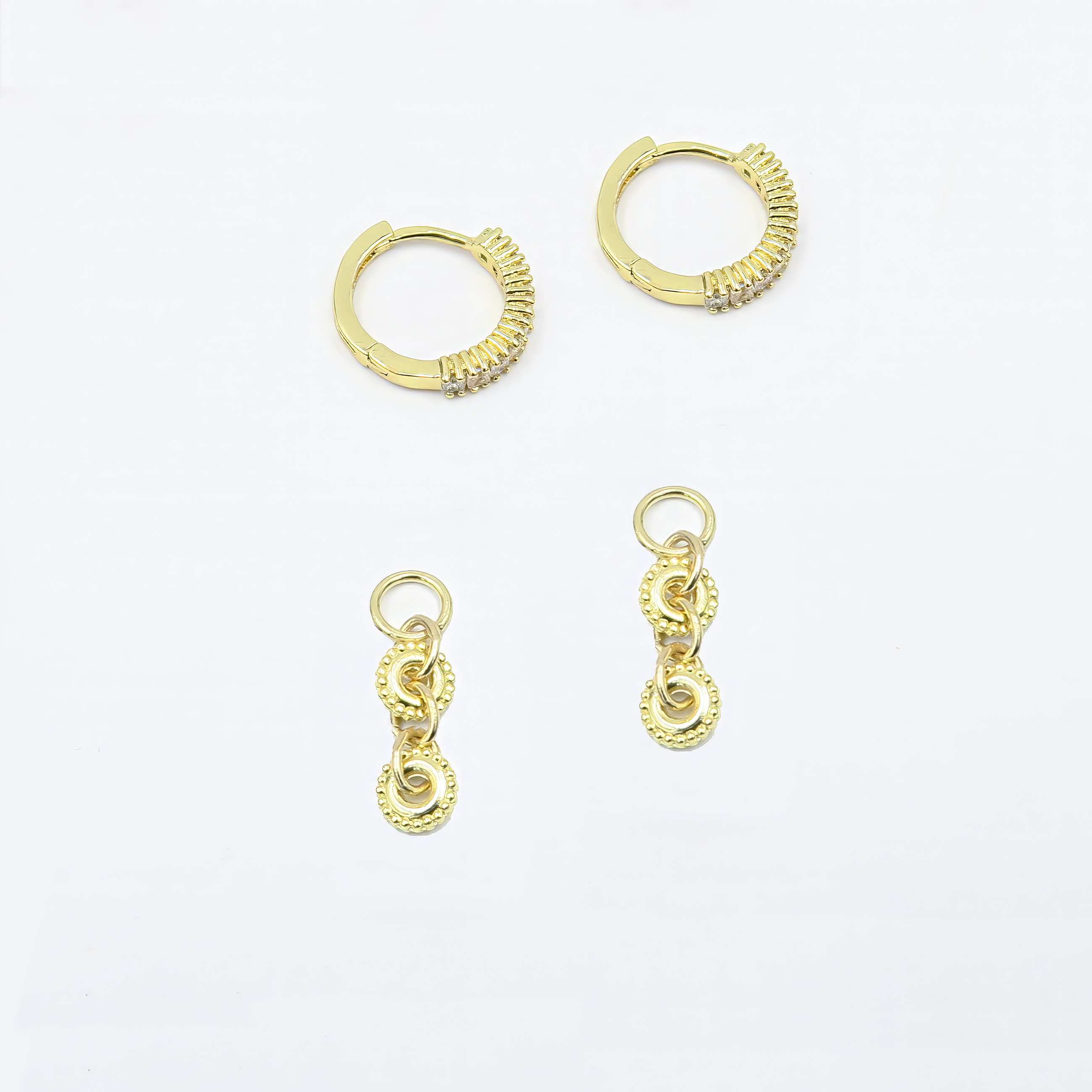 עגילים וצ'ארם ללא אבנים