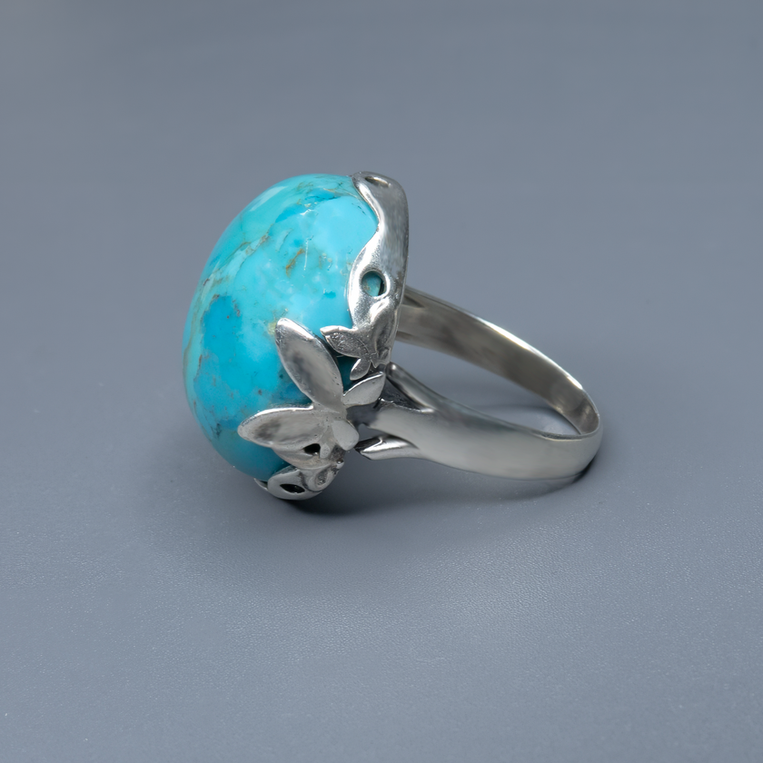 טבעת כסף משובצת באבן אילת