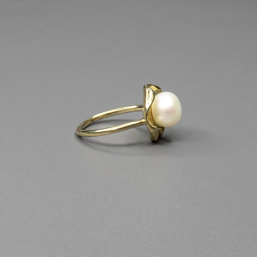 טבעת כסף עם פנינה