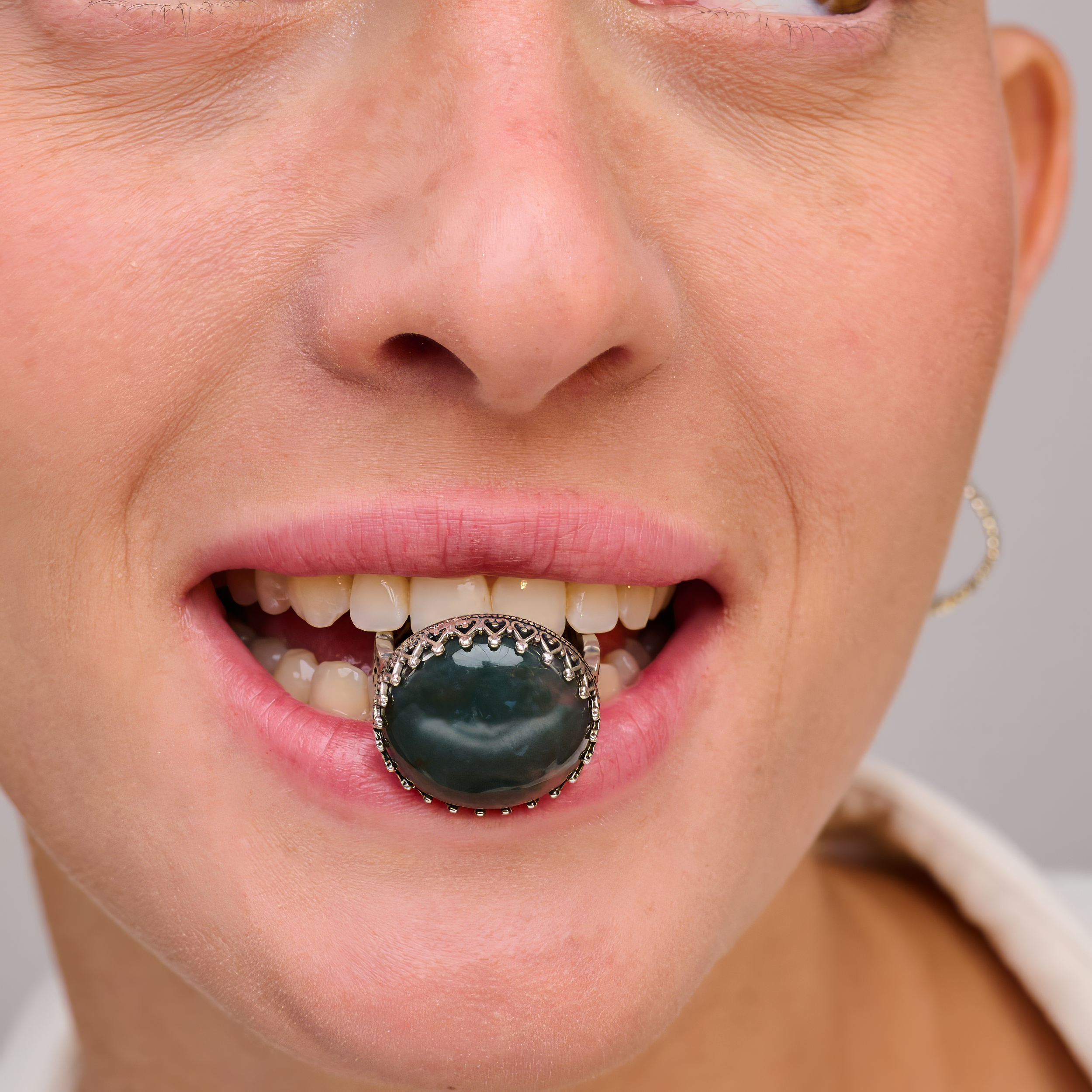 טבעת כסף עם קריסוקולה