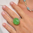 טבעת כסף מיוחדת עם אופליט בגוון ירוק עמוק